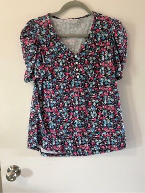 Floral V-Neck Puff Sleeve Top in Multi-Color